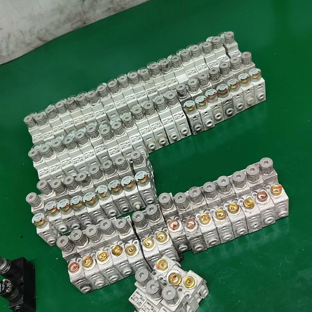 [议价]702.C 调压阀ARM5SA-06   69个价