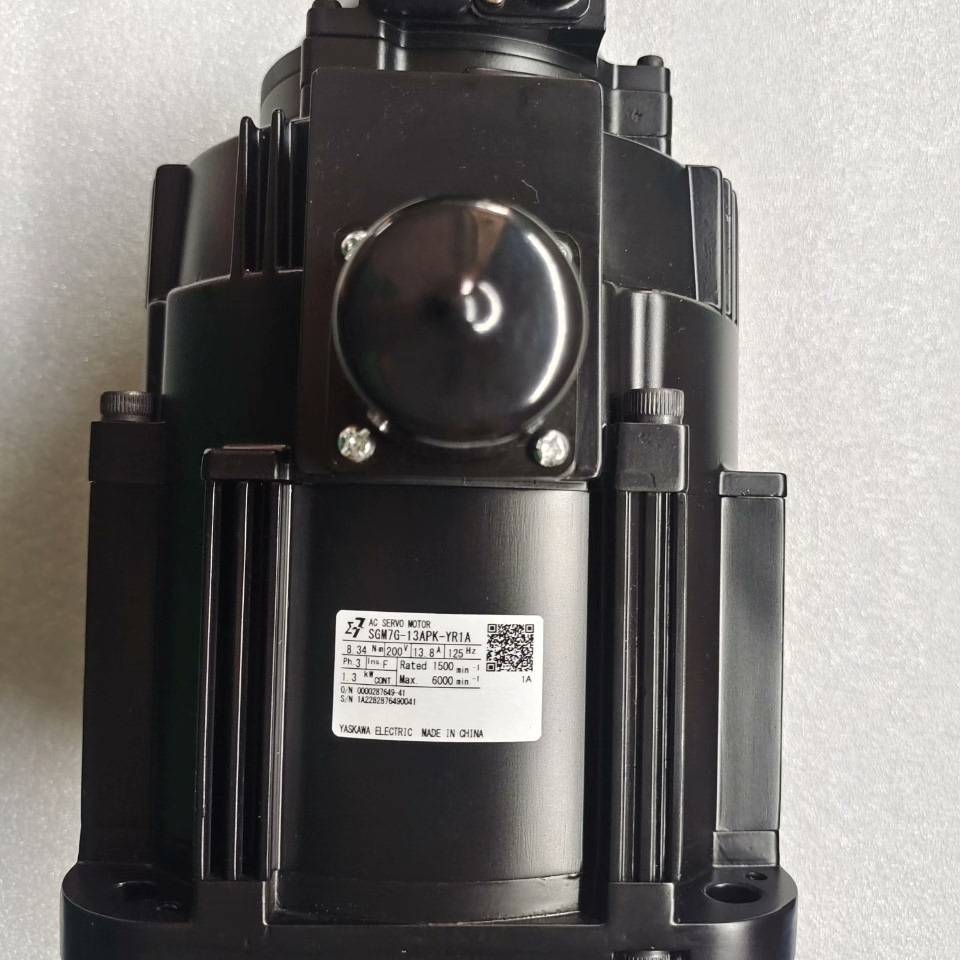 [议价]SGM7G-13APK-YR1A安川机器人伺服电机，全新