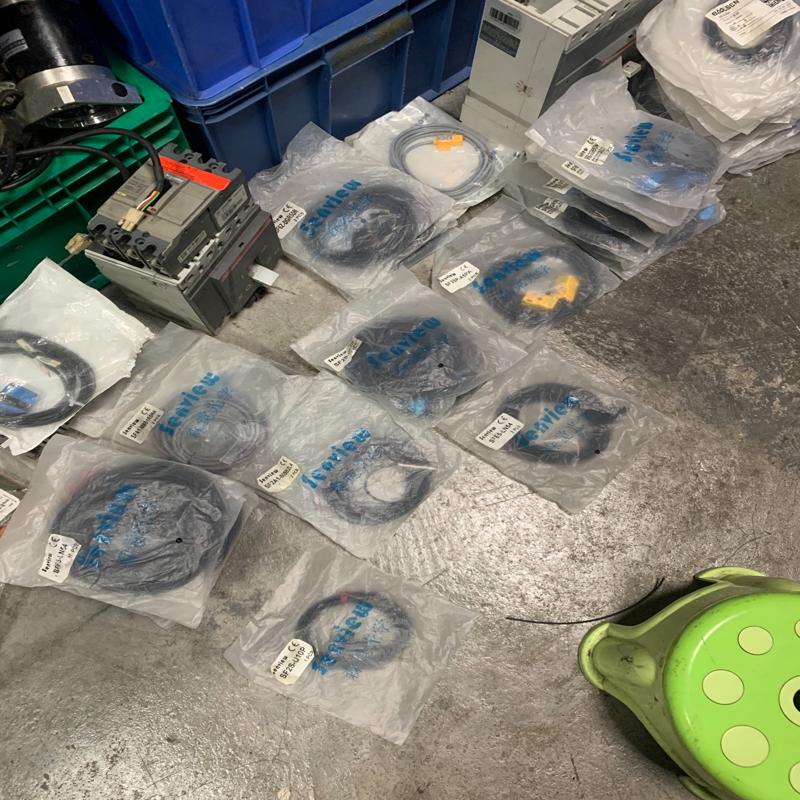 [议价]森觉光学传感器，型号SF2S-U10P、SFE5-L