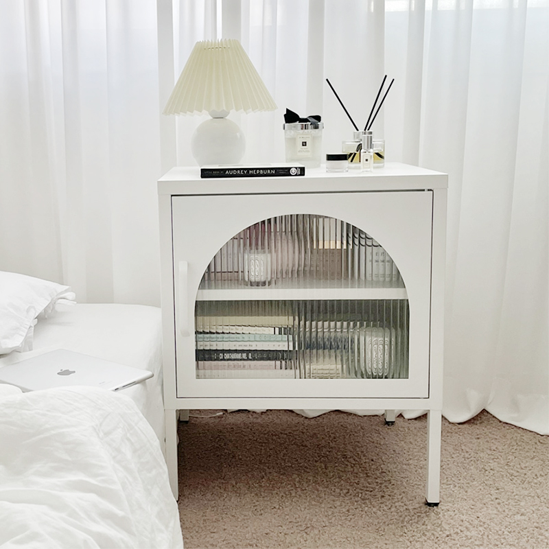 零甲醛无气味铁艺ins风床头柜