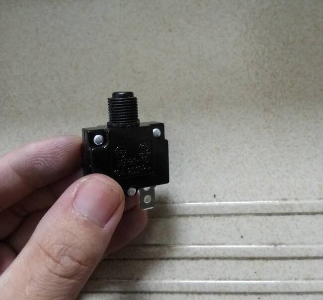 跑步机保险丝 熔断器 过温保护器w 过流保护器