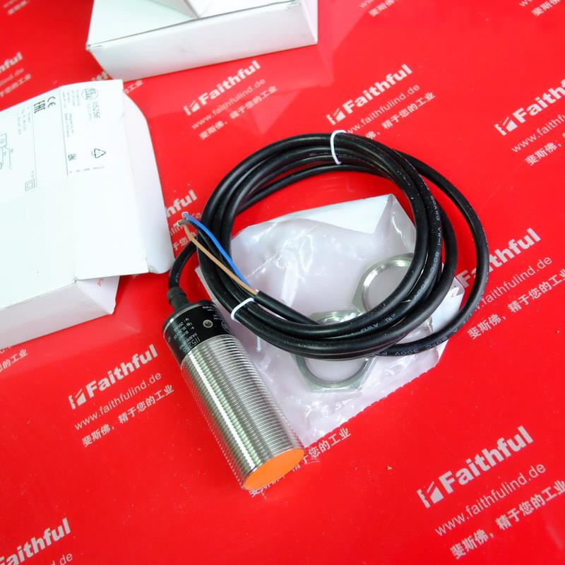 IFM II5256 易福门全新电感式传感器 IIA3010-BPKG PNP 常开 3线