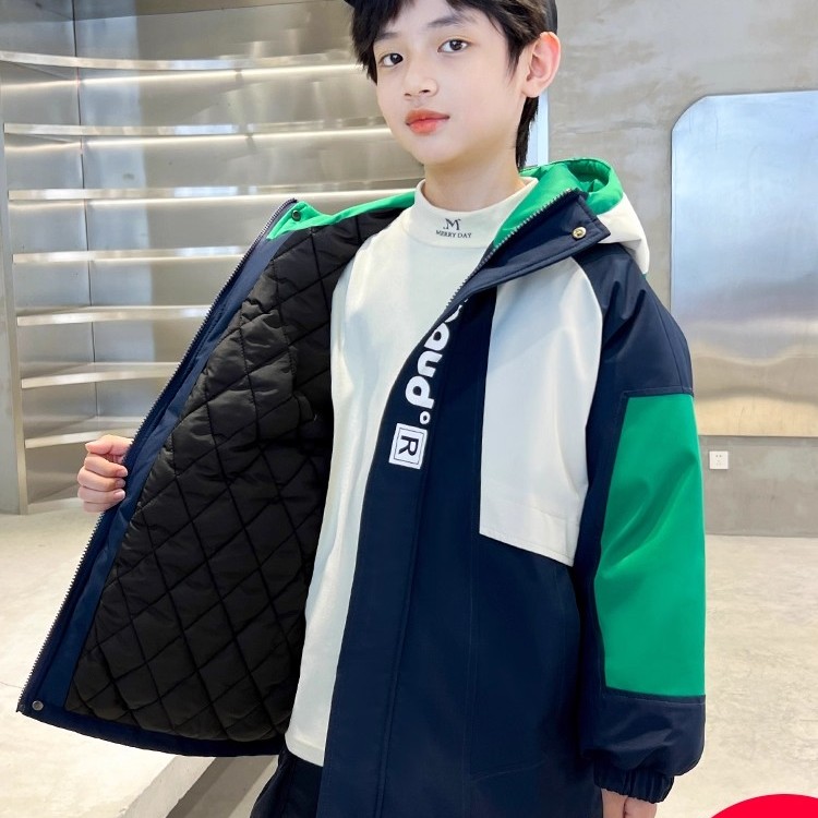 男童户外休闲风加厚夹棉派克服冬季保暖连帽棉服中大童帅气外套