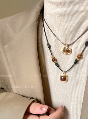 。秋冬长款蝴蝶结毛衣链女款2025新款大气高档百搭毛衣项链冬天配