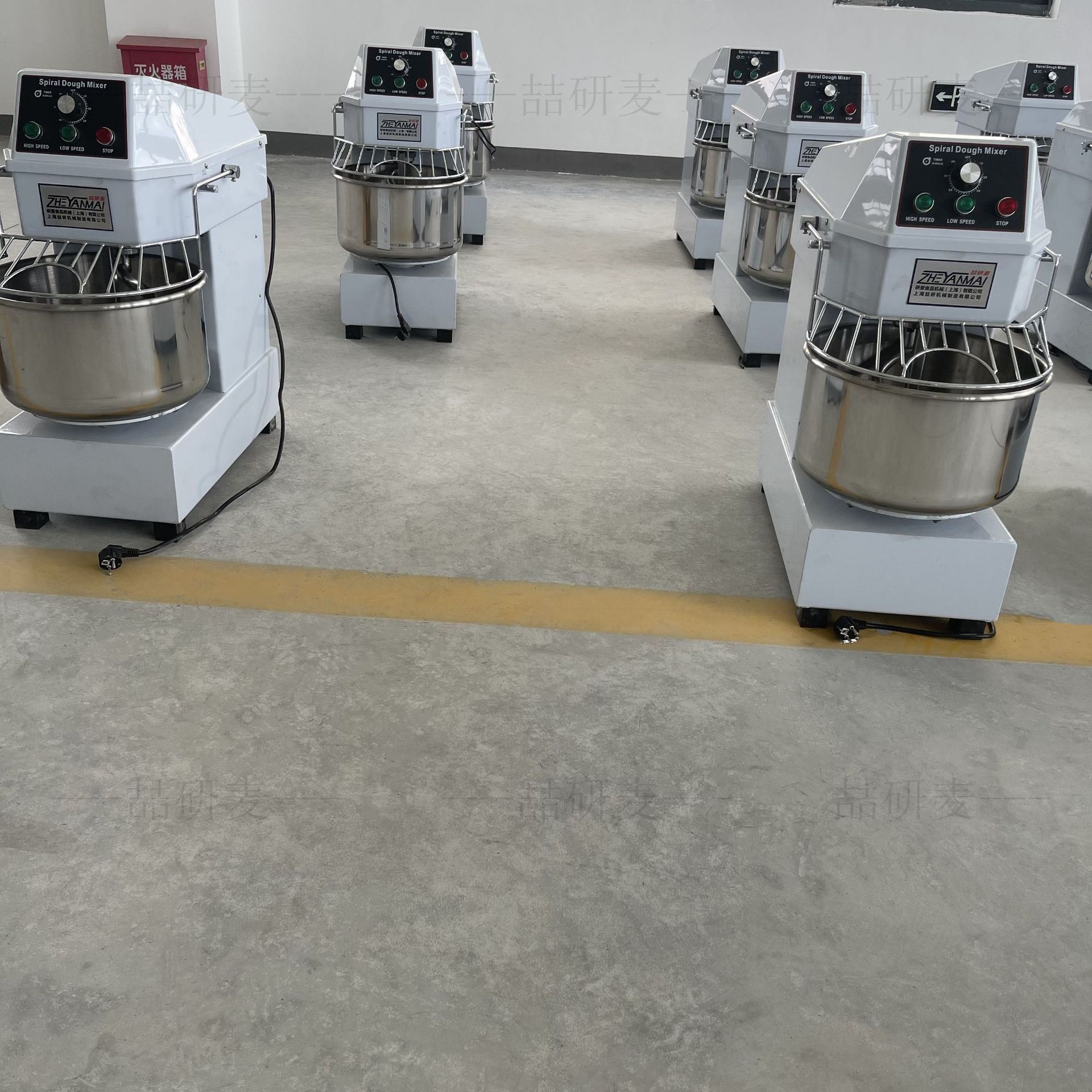 商用立式和面机 30升双速双动揉面机 12kg面粉搅拌机打面机
