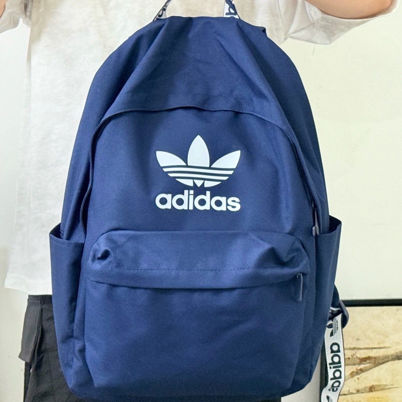 adidas originals 三叶草 大Logo 涤纶 书包背包双肩包 常规图片