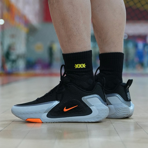 Nike S.T. Glow 男款减震透气防滑运动训练耐克篮球鞋II2284-005