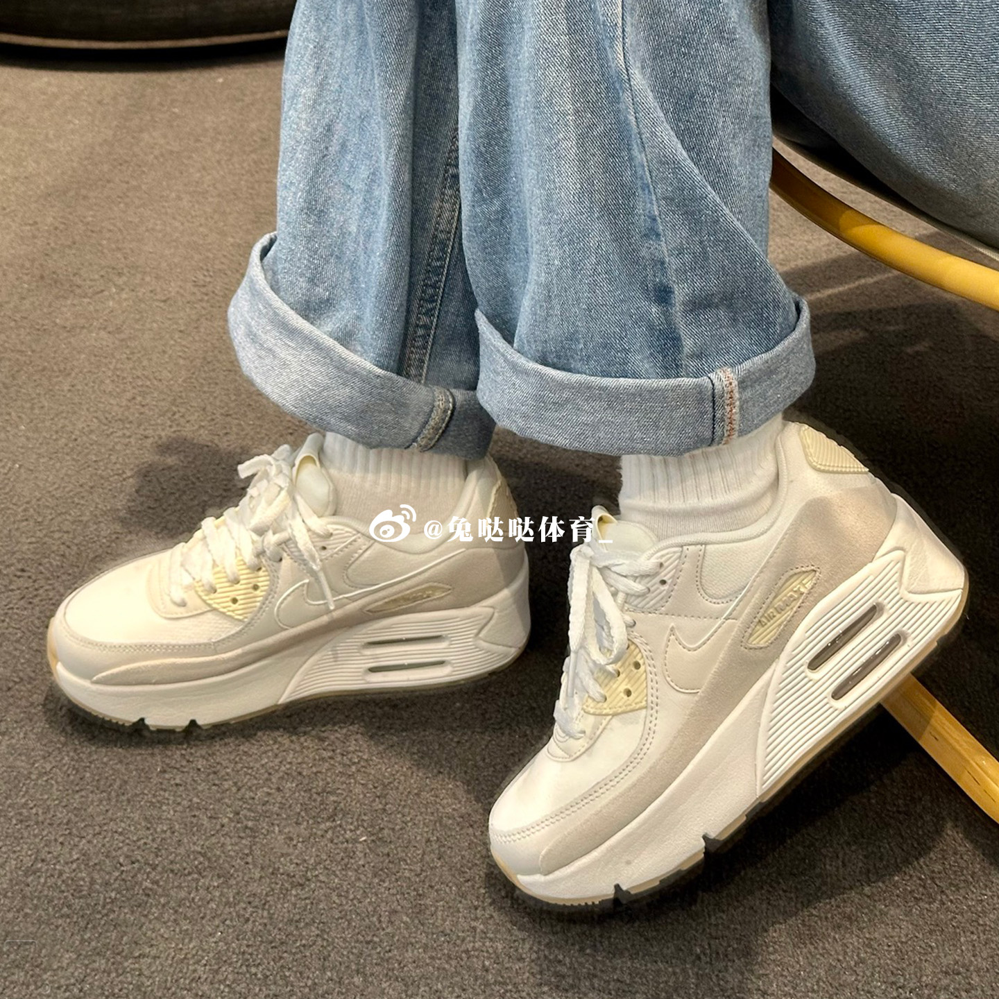 Nike女款 Air Max 90 气垫减震防滑厚底增高运动休闲鞋FD4328-100