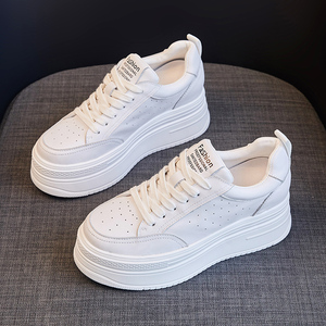 内增高7CM小白鞋女2026春夏新款厚底小个子透气真皮休闲运动鞋女