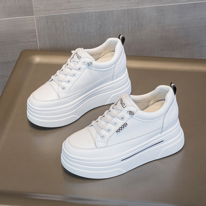 厚底8CM内增高小白鞋女休闲2025秋冬季新款低帮时尚加绒单鞋板鞋