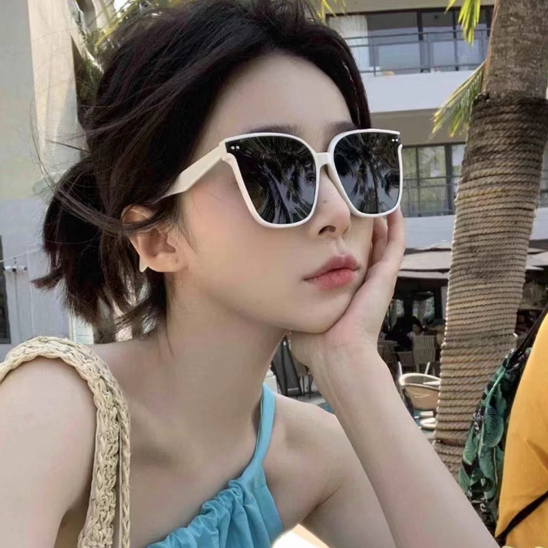 韩版时尚高清偏光方框墨镜女款高级感大脸显瘦防紫外线太阳眼镜男