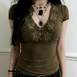 EILOVE 森系复古植卉印花v领上衣女小众vintage宫廷排扣收腰上衣