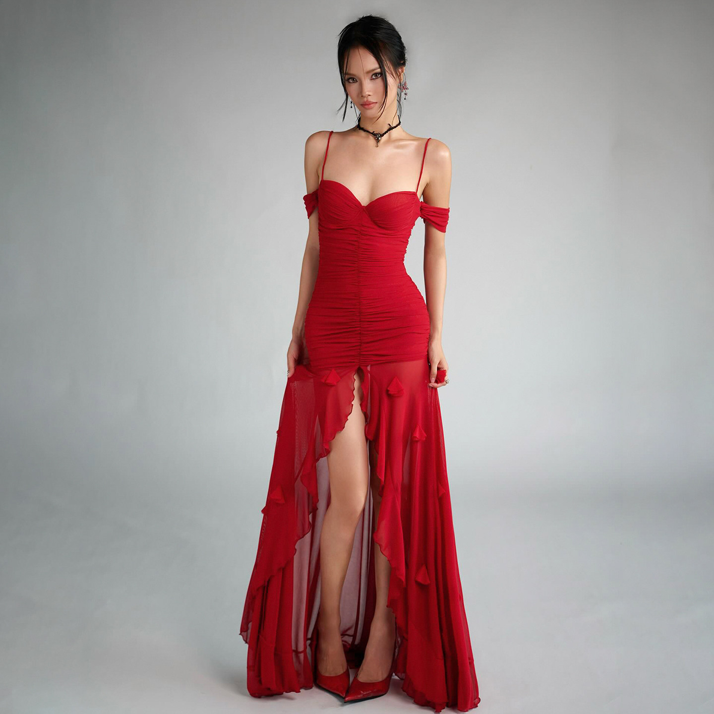 EILOVE 纯欲辣妹抹胸式心型领吊带连衣裙女沙滩海边高开叉网纱裙