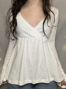 eilove法式性感低胸花边v领长袖T恤女提花针织少女感收腰A摆上衣