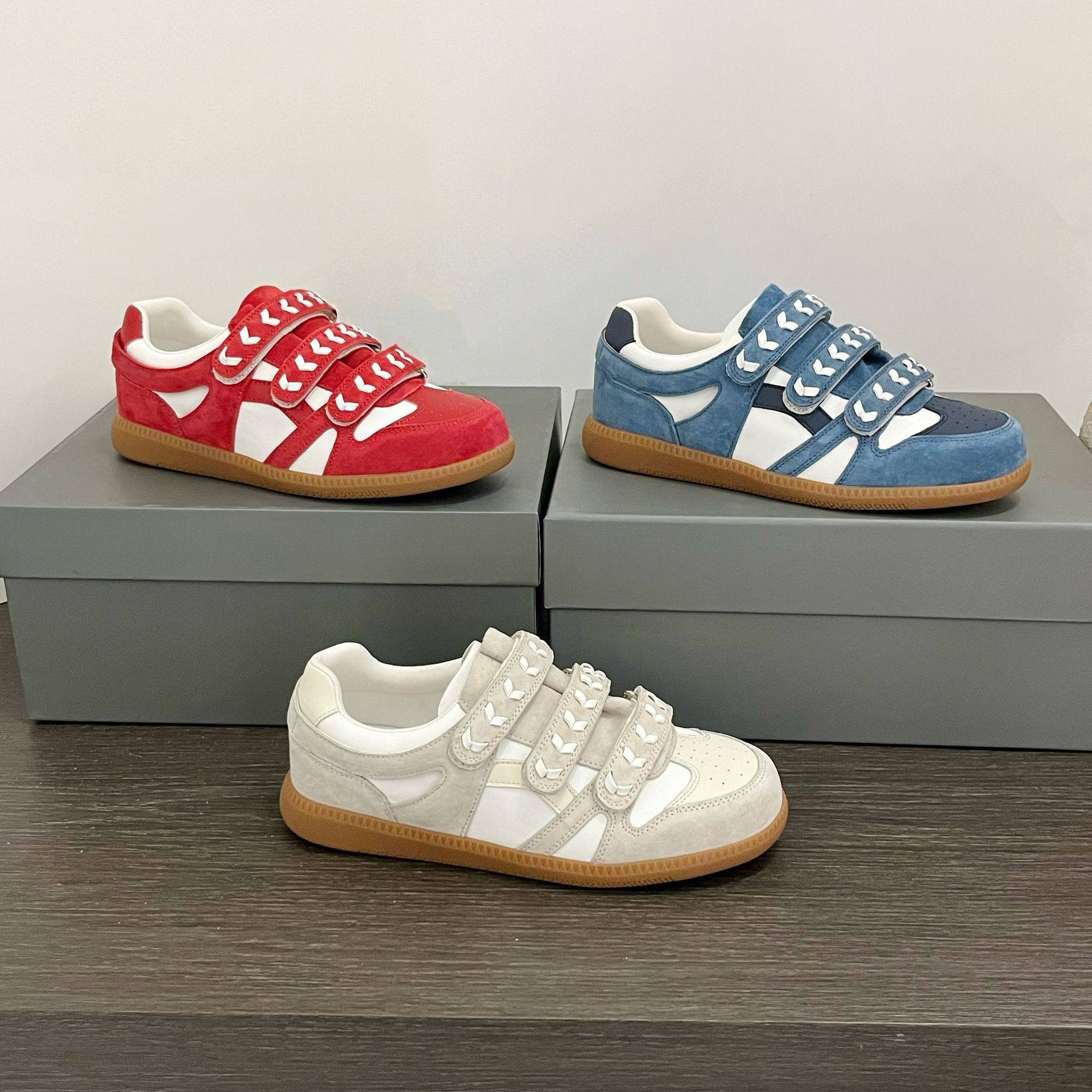 2026年春季新款魔术贴翘头德训鞋女磨砂真皮复古百搭平底休闲板鞋,女鞋,时尚休闲鞋,淘宝优惠券,粉丝福利购,淘宝优惠卷