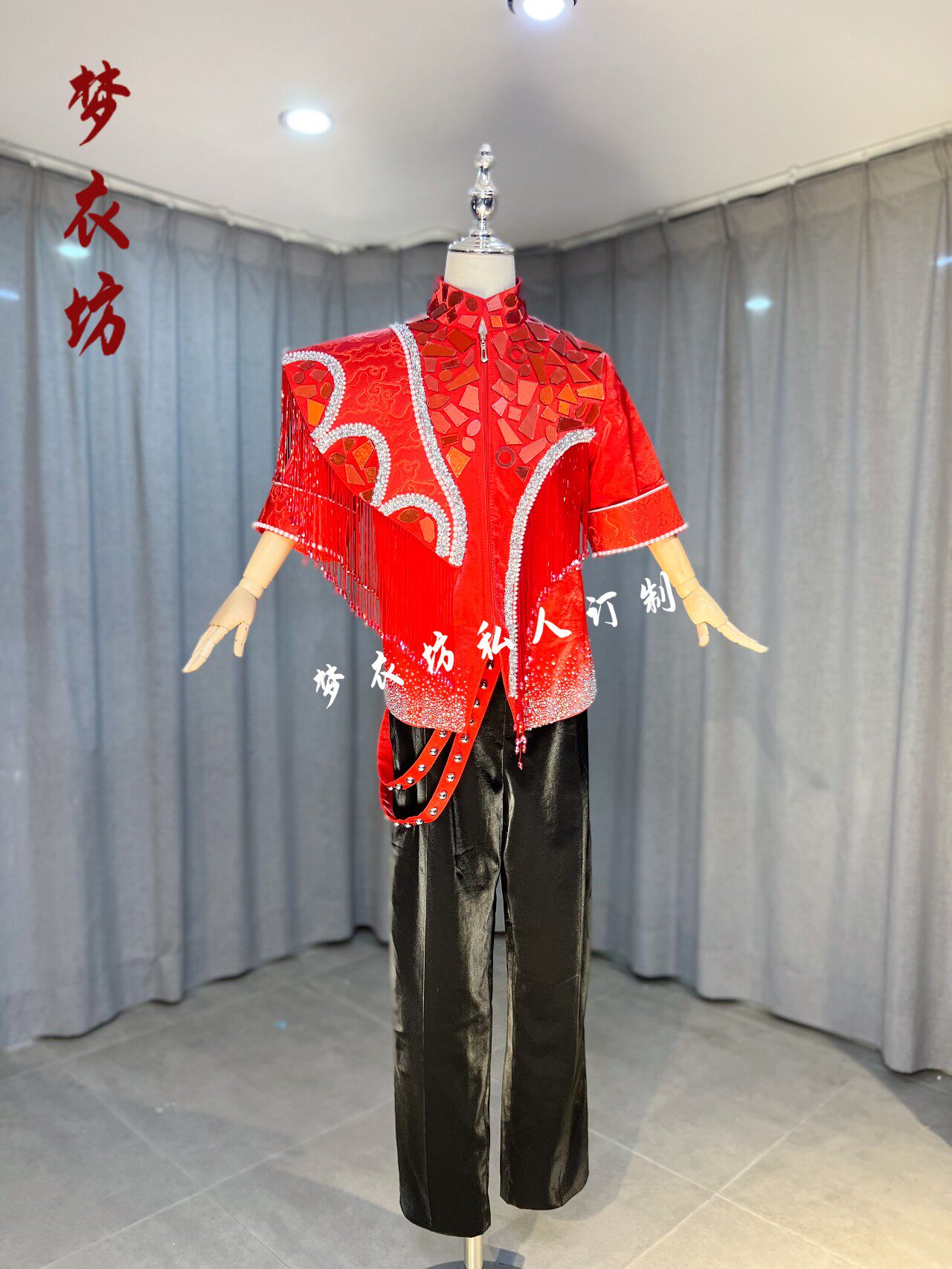 快乐阳光演出服男童红歌礼服《薪火》现代歌曲架子鼓唱歌礼服