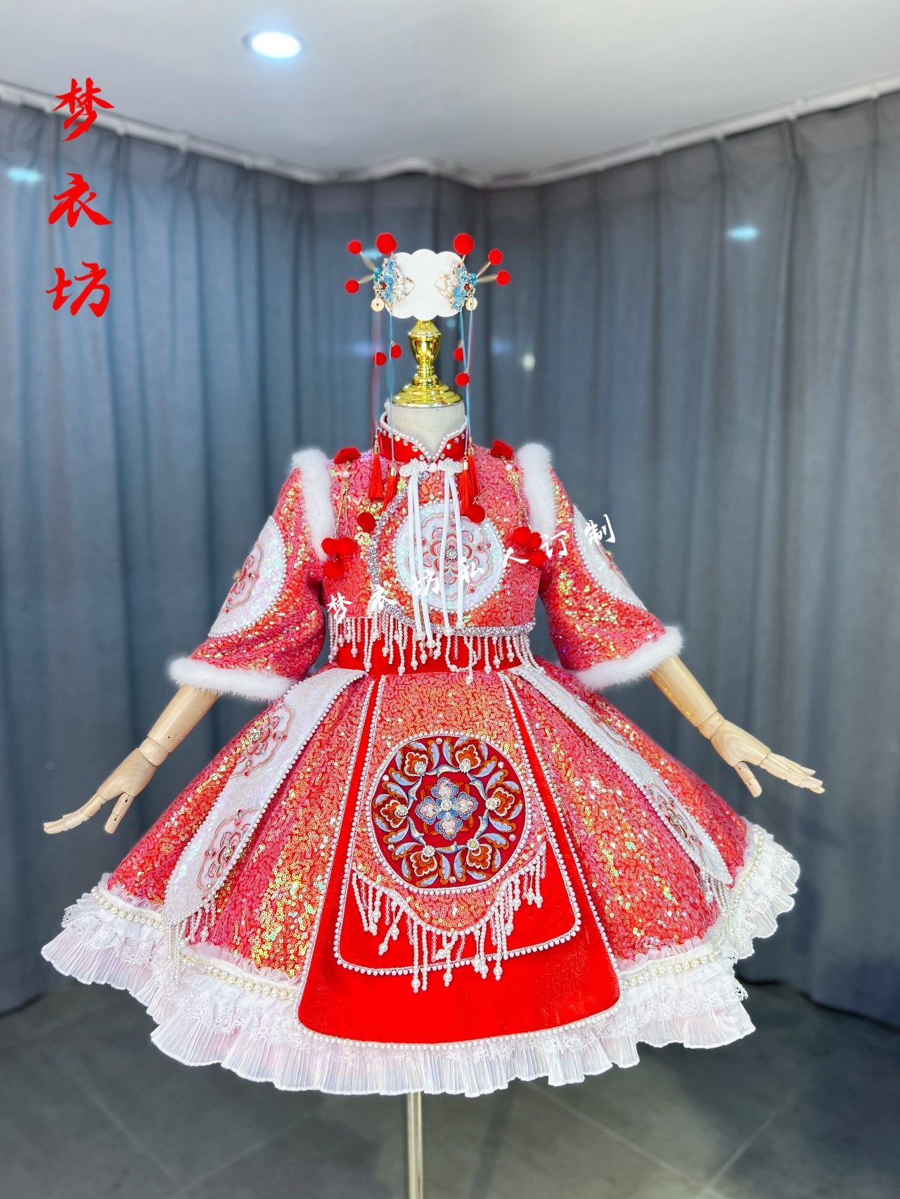 快乐阳光演出服《姥姥的腊八粥》女童红色中国风短款拜年服礼服