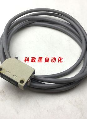 工业配件XUMH 703535光电传感器PNP 100MA