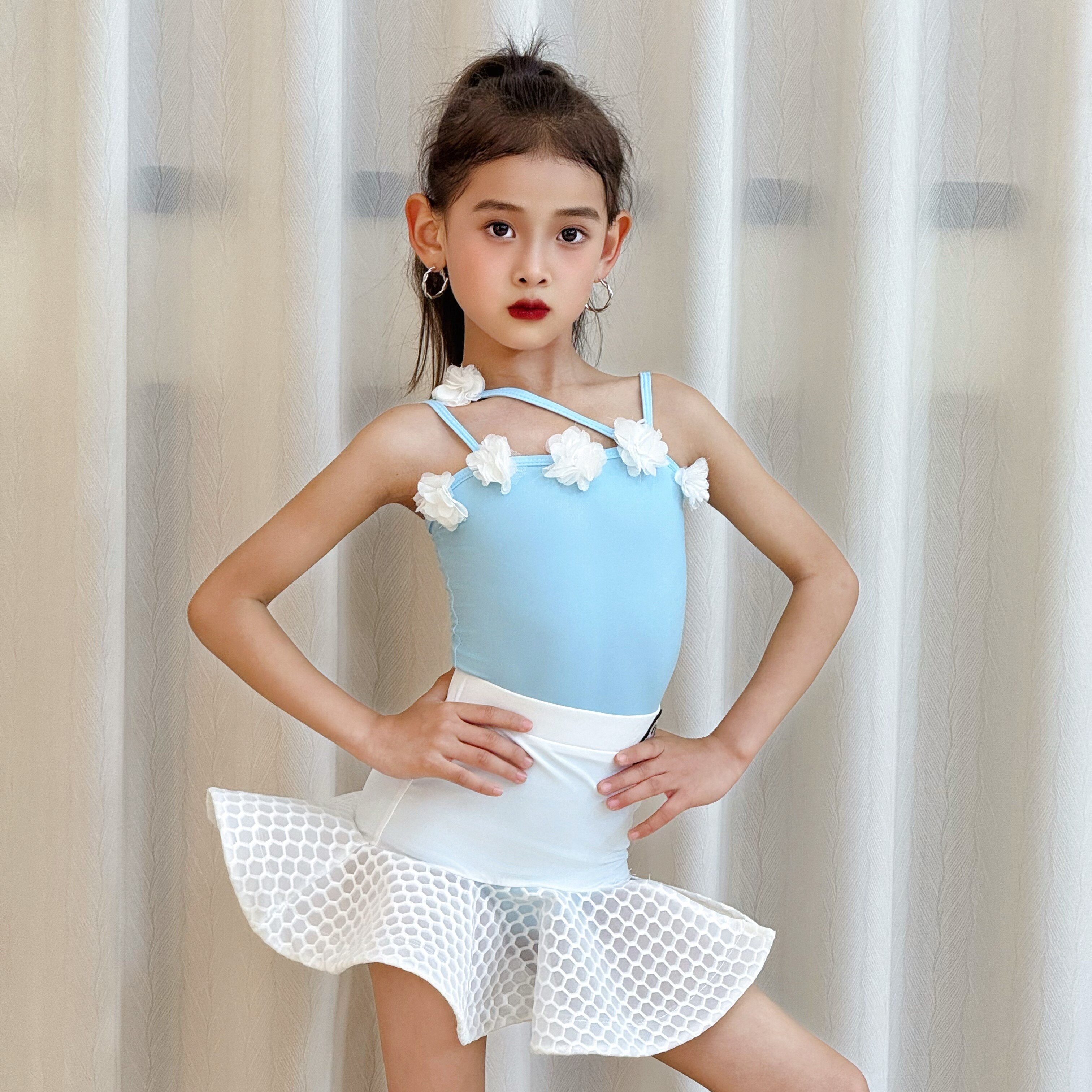 拉丁舞服女童练功服2025夏季新款少儿专业表演舞蹈儿童演出服套装