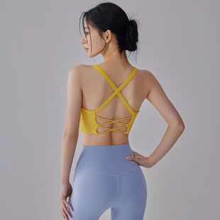 一体式 运动内衣女细肩带美背防震跑步瑜伽服背心普拉提健身文胸