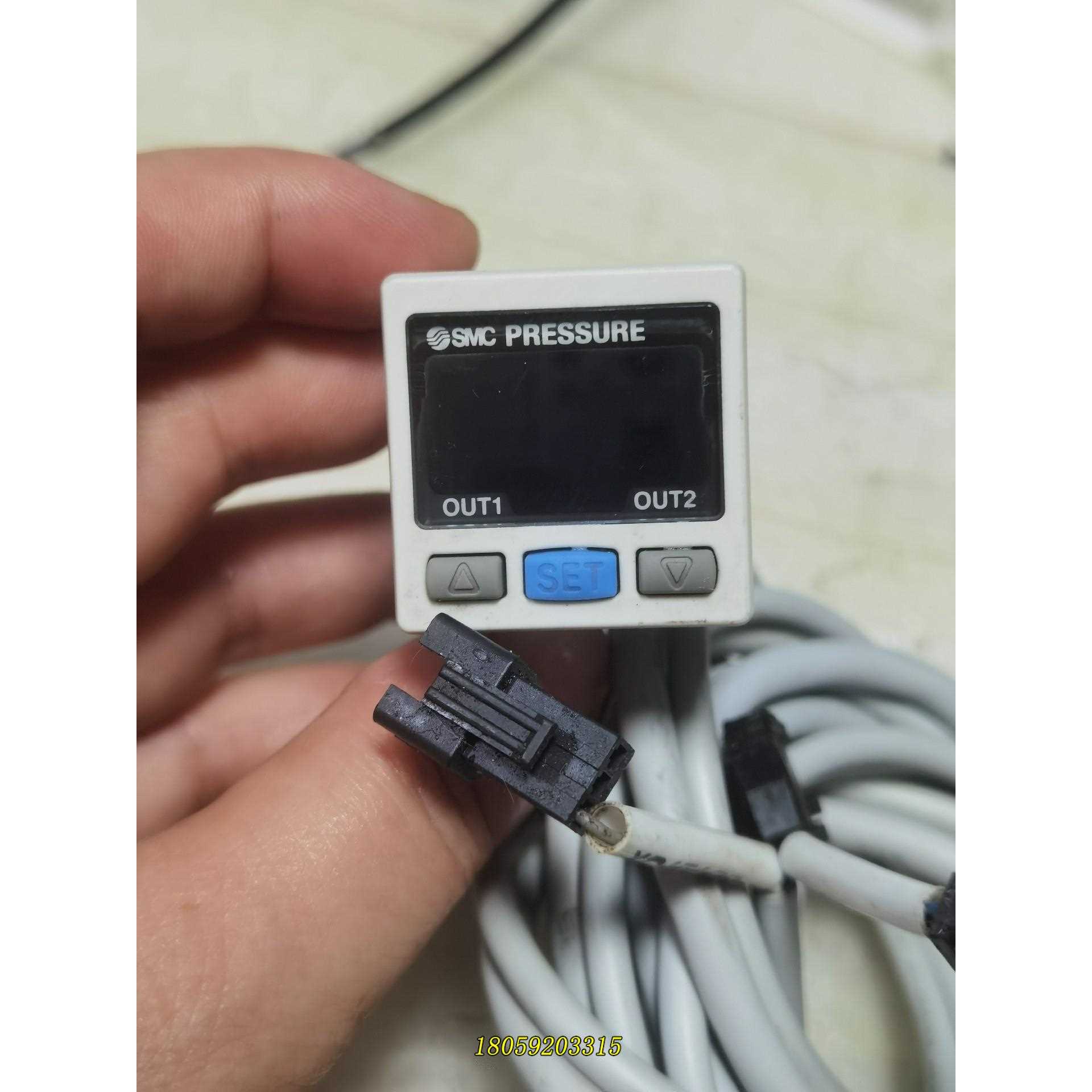 SMC压力表PSE301-M 1个拆机成色，功能包好，议价