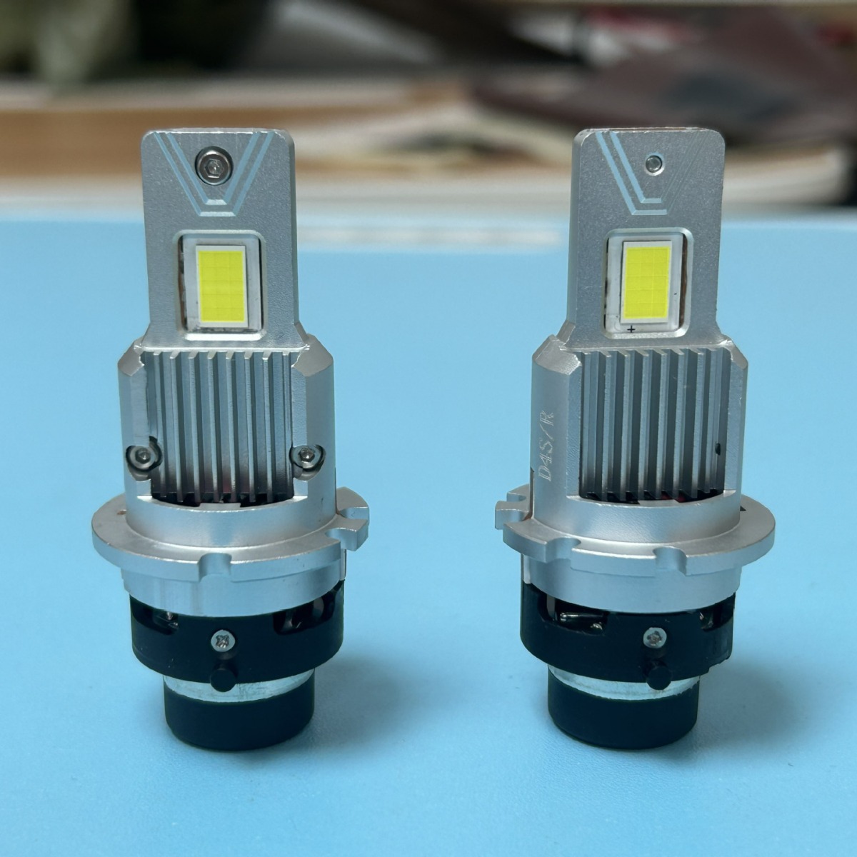 替换原车HID灯带风扇双铜管35W直