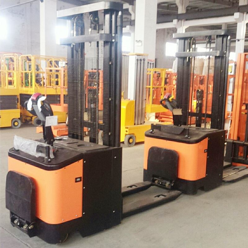 szhoular三门架4.5米站驾式电动堆垛车 全电动堆高车 窄腿 叉车