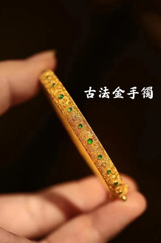 纯银开口古典鎏金镶和田碧玉镯子