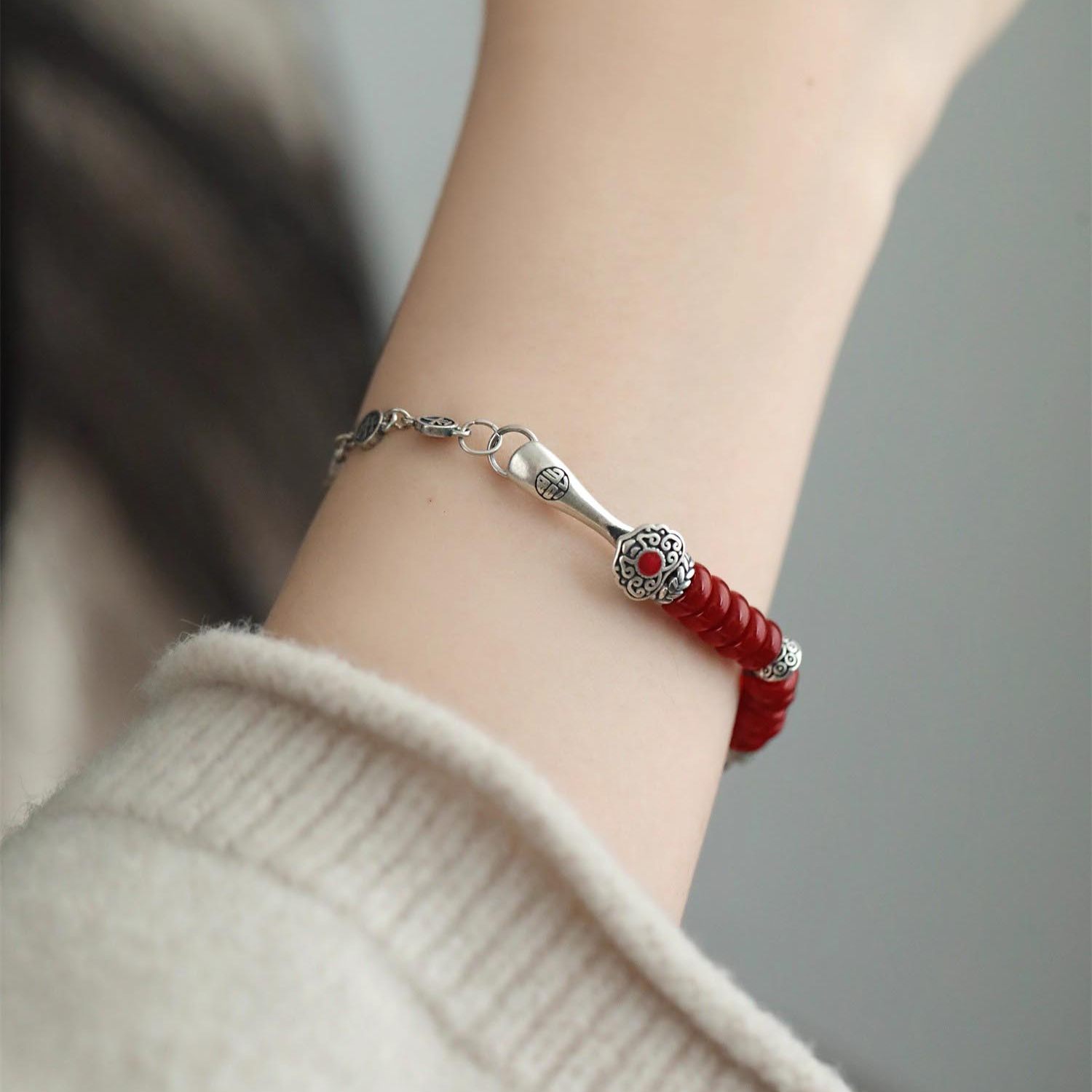 新中式本命年红玛瑙吉祥如意s925银手链女复古手绳小众设计感手饰