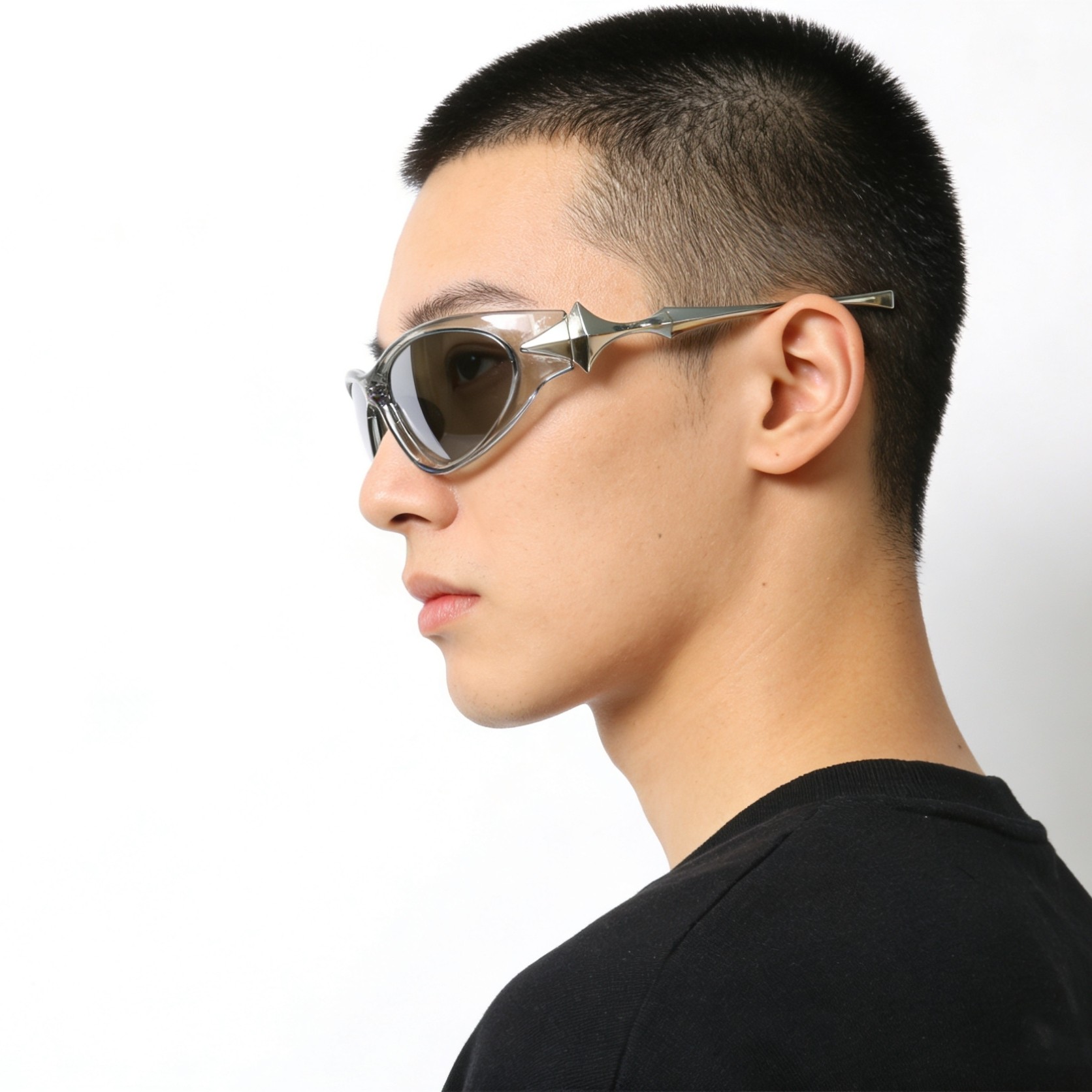 星芒设计元素环绕设计骑行墨镜