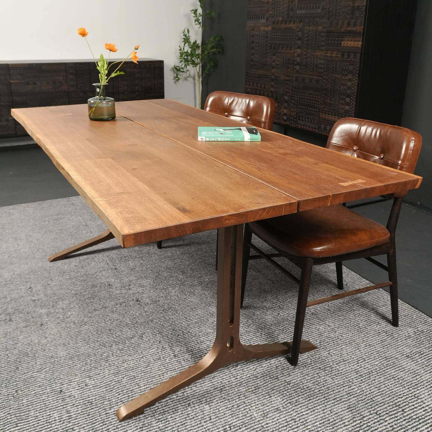 北欧烟熏橡木表情实木餐桌办公长桌凳侘寂风进口原木中古风复古