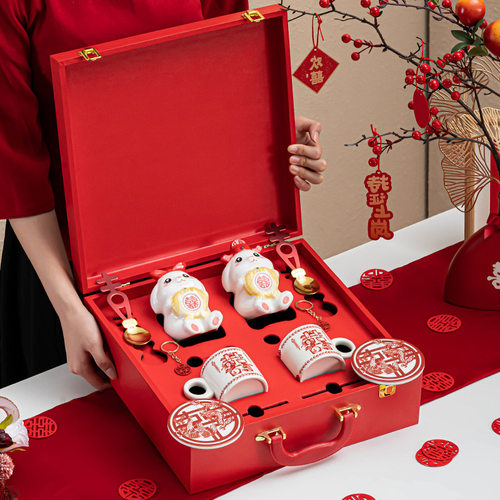 新婚礼物送新人情侣对杯订婚结婚创意伴手礼送新娘闺蜜喜兔子摆件