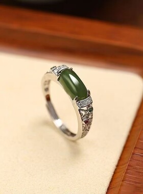 马鞍绿银色复古碧玉戒指