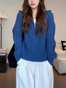 克莱因蓝色半拉炼麻花翻领毛衣女秋冬高级感慵懒风宽松针织衫上衣