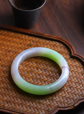 天然和田玉玉器工厂店青海料老料俏翠色烟紫色玉石素面镯女款手镯