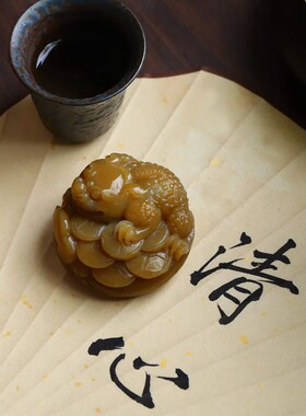 天然和田玉玉器工厂店新疆且末料老料满糖色工艺品玉石金蟾手把件