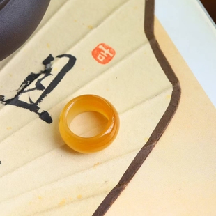 天然新疆和田玉玉器工厂店且末料老料满糖色玉石戒指简约款带证书