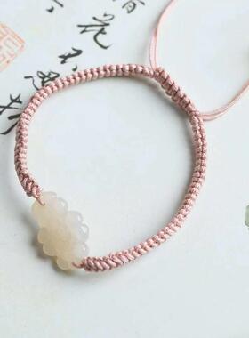 藕粉色梅花青海料手链