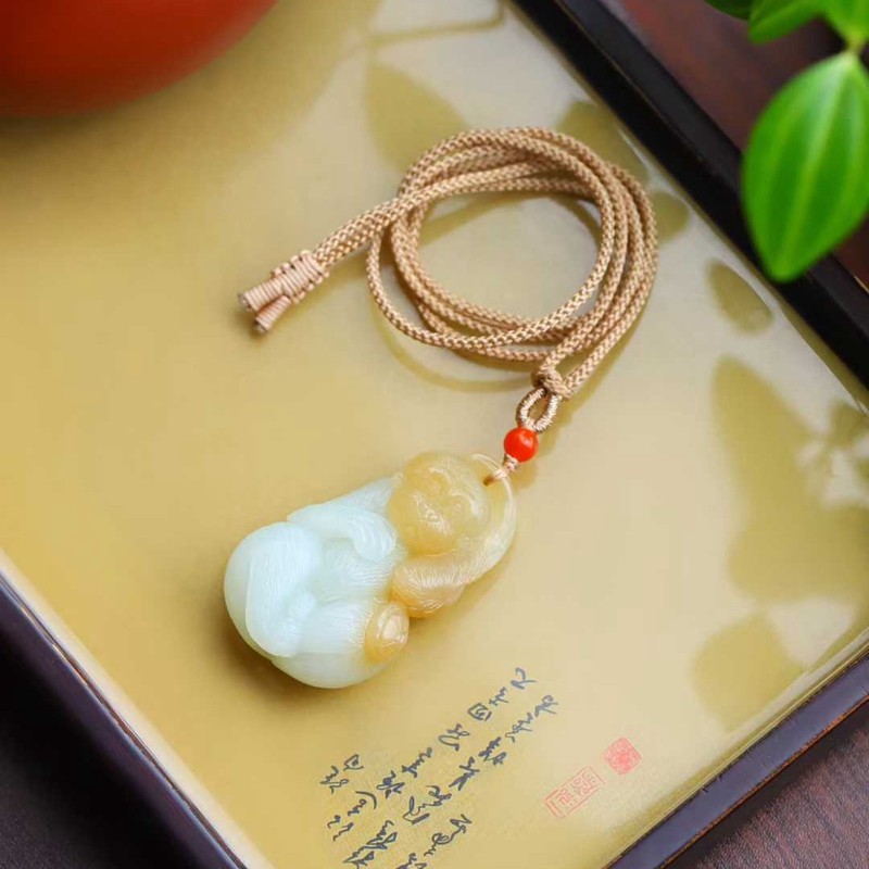 天然和田玉玉器工厂店新疆且末料老料俏糖色玉石生肖猴吊坠挂件