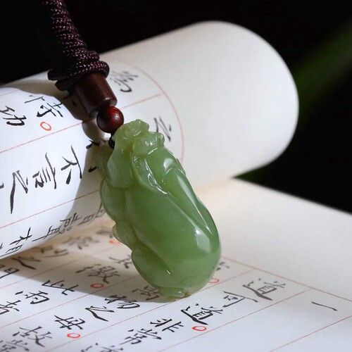 天然新疆和田玉玉器工厂店若羌黄口料老料工艺品玉石貔貅吊坠挂件