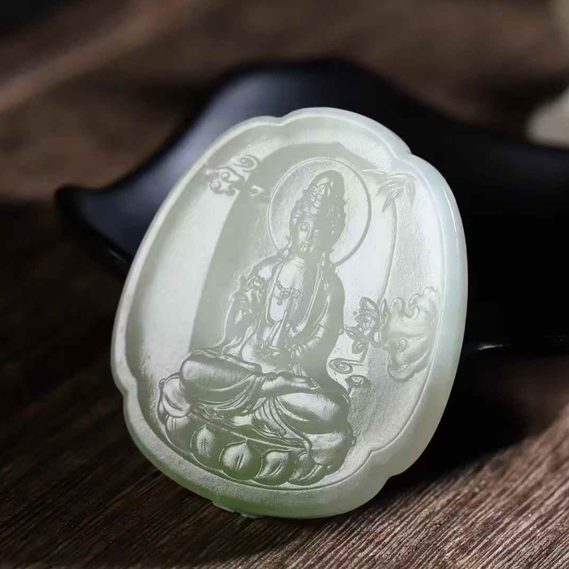 天然新疆和田玉玉器供应链青海料老料俏翠色玉石莲花观音吊坠带证