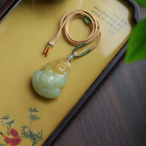 天然和田玉玉器工厂店新疆且末料老料俏糖色玉石弥勒佛笑佛吊坠