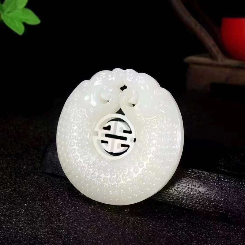 天然新疆和田玉玉器工厂店韩料白玉老料玉石复古龙吊坠挂件颈饰