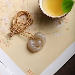 天然新疆和田玉玉器工厂店青海料老料藕粉色玉石海豚吊坠挂件带证