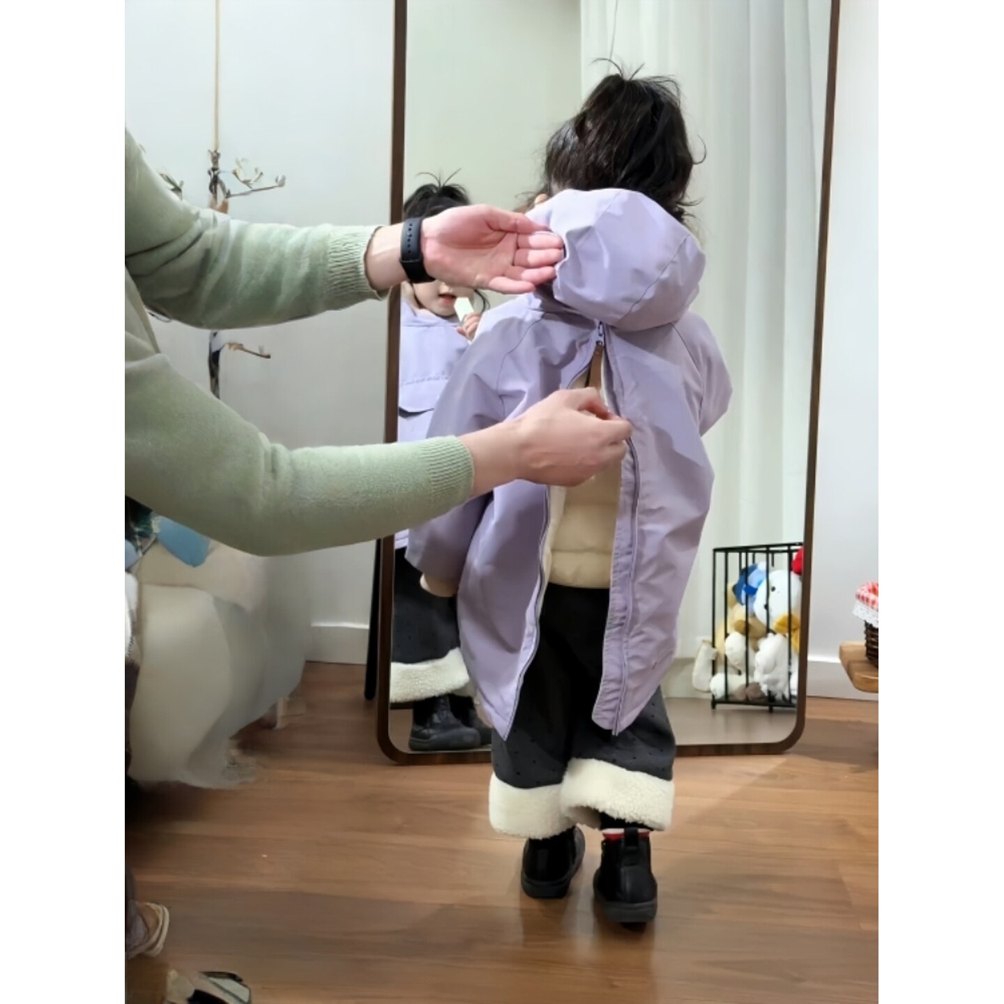 儿童连帽反穿衣罩衣后背拉链设计防水防油耐脏外套男女童宝宝罩衫