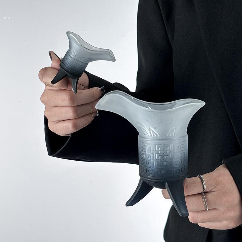 关中王杯子关中王酒杯项羽酒杯磨砂渐变黑帝王杯创意仿古爵杯家用