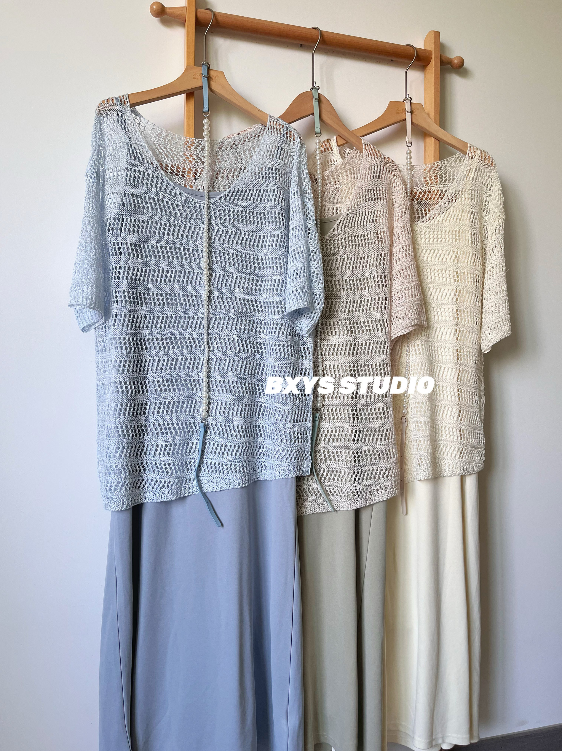 本巷衣涩2025夏季新款度假风镂空罩衫吊带连衣裙两件套含腰带女