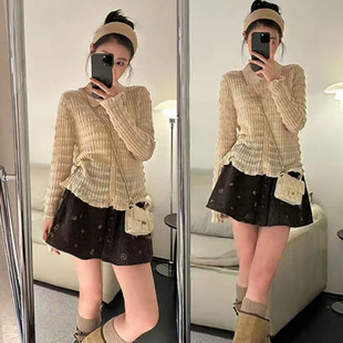 巨好看秋冬一整套穿搭女肌理感荷叶边翻领针织衫 毛衣半身裙两件套