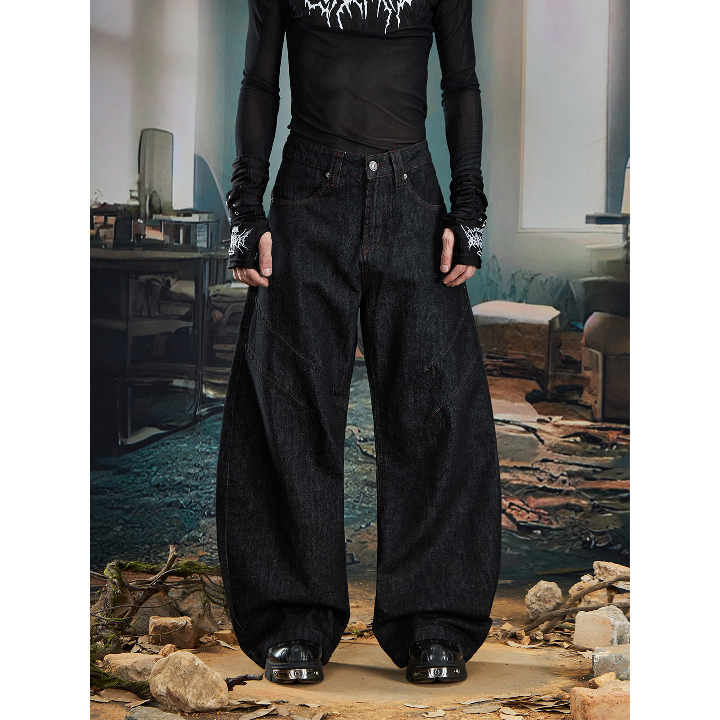 thumbnail for No man's island, simple and versatile, red topline, loose wide-leg scimitar jeans, men and women
