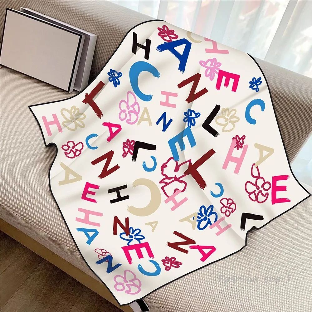 French Style New Black and White Letter Color Matching Women